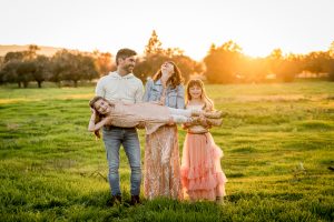 Family photo session at Sepulveda Basin Los Angeles